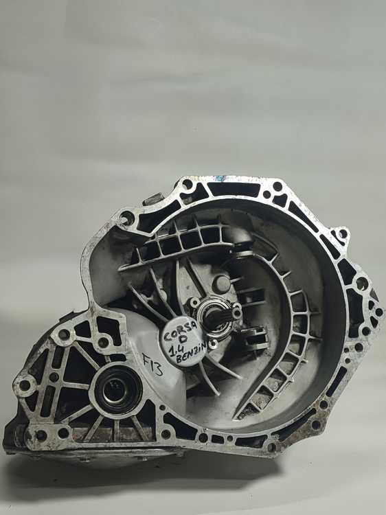 opel corsa d 1 4 benzinli çıkma şanzıman F13